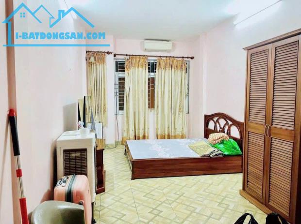 Cho thuê nhà riêng đường 800A Phùng Chí Kiên, Cầu Giấy 35m x 5T giá 14.5tr, ô tô đỗ cửa - 3