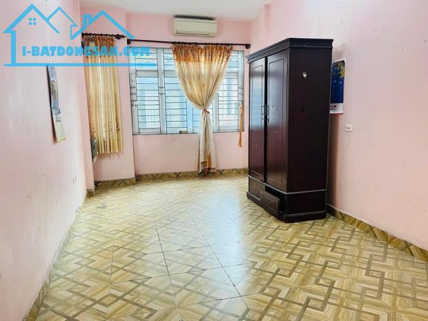 Cho thuê nhà riêng đường 800A Phùng Chí Kiên, Cầu Giấy 35m x 5T giá 14.5tr, ô tô đỗ cửa - 4