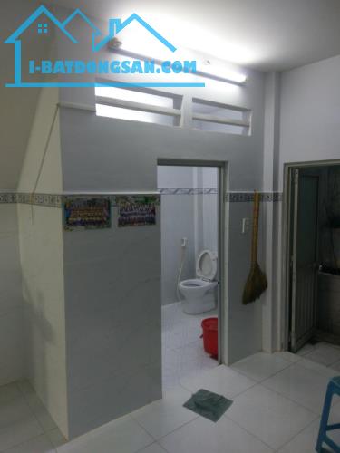 NHÀ ĐƯỜNG HÀNG DƯƠNG - KINH DƯƠNG VƯƠNG 4.5X18, 2 TẦNG, HẺM 8M CHỈ  NHỈN 4 TỶ. - 3