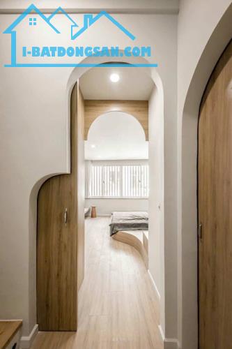 Bán Nhà Hẻm Xe Hơi Phan Xích Long, 40m2 5 Tầng Chỉ Hơn 7 Tỉ - 2