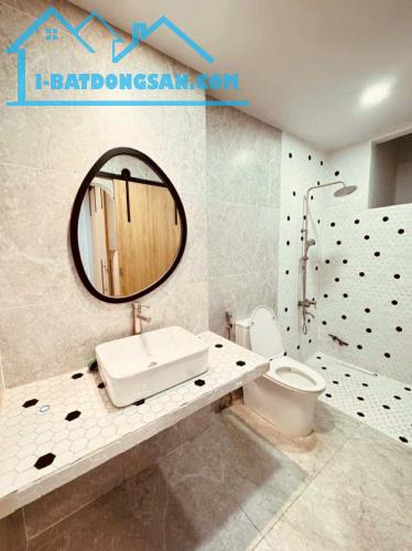Bán Nhà Hẻm Xe Hơi Phan Xích Long, 40m2 5 Tầng Chỉ Hơn 7 Tỉ - 4