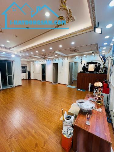 Chính chủ cần bán căn hộ 2PN rộng 78m, full nội thất mới tinh giá rẻ nhất KDT Thanh Hà Cie