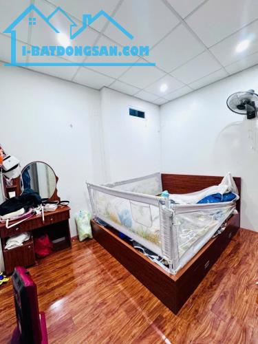 Siêu hiếm nhà 4 tầng Đội Cấn, trung tâm quận Ba Đình, sổ đẹp sẵn sàng giao dịch, 6 tỷ 💯 - 3