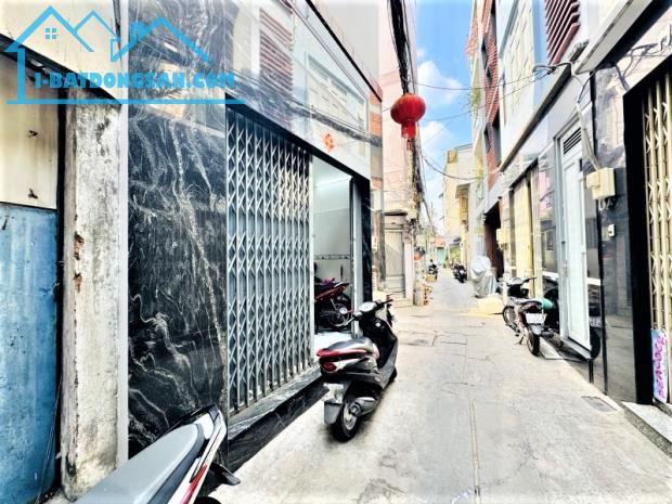 9 TỶ HƠN - BÁN NHÀ CHÍNH CHỦ - P. TÂN ĐỊNH, QUẬN 1 - GẦN MẶT TIỀN HOÀNG SA - 50M2 2 LẦU 4P