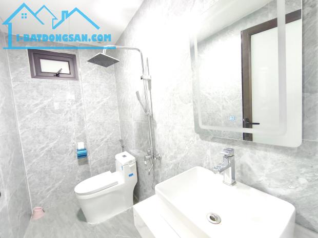 BÁN NHÀ ĐƯỜNG HOÀNG MAI 💥 34M2 x 5T 💥 MT 3.3M💥6.15 TỶ💥NGÕ SH QUAY ĐẦU💥FULL NỘI THẤT