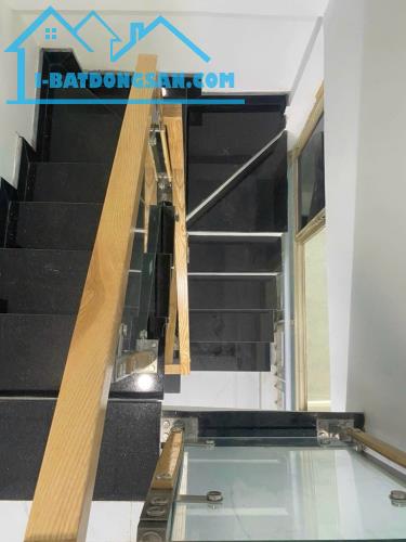 Nhà bán HXH, Trần Hưng Đạo , Q5 , 32m2, 3 tầng , giá 6,3 tỷ. - 3