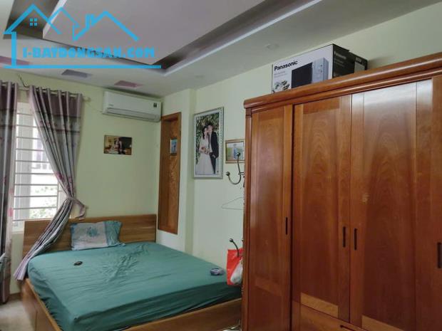 BÁN NHÀ NGÕ 296 LĨNH NAM - VÀI BƯỚC CHÂN RA  Ô TÔ - 1