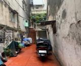 Thiếu tiền bán gấp nhà cấp 4. 30m2. Giá 3 tỷ.