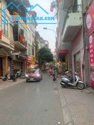 bán nhà Ngọc Lâm, 95m x 5 tầng, mặt tiền 6.4m, gara ôtô, vỉa hè, ôtô tránh