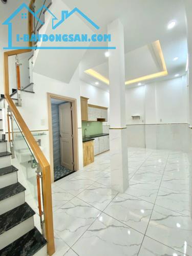 Bán Nhà 2 Mặt Tiền 1Trệt 1Lầu, 2 PN, 2WC giá 1 tỷ 750 còn thương lượng - 1