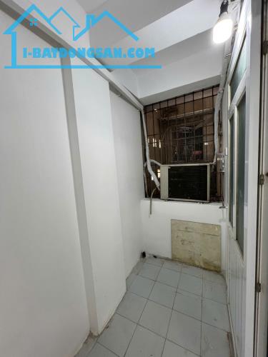 BÁN CĂN HỘ CCMN PHỐ ĐẠI TỪ - 46M 2 NGỦ GIÁ 1,55 TỶ CÓ BAN CÔNG THOÁNG - 5