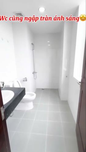 Bán gấp căn góc 3PN 95m2 tầng trung view hồ đẹp nhất A10 Nam Trung Yên full nội thất - 1