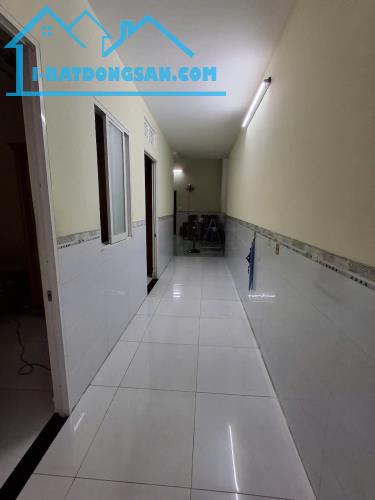 Bán nhà TP. Biên Hoà,1 trệt 1 lửng, 125m2, sân oto, đường nhựa 5m, gần chợ chỉ 2,1 tỷ - 1