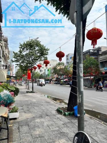 🌳Nhà Hậu Giang phường 6 . Quận 6 - 2 PHÚT RA CHỢ LỚN DT 4.5 X 13.5m . DT đất 64m2 - 2