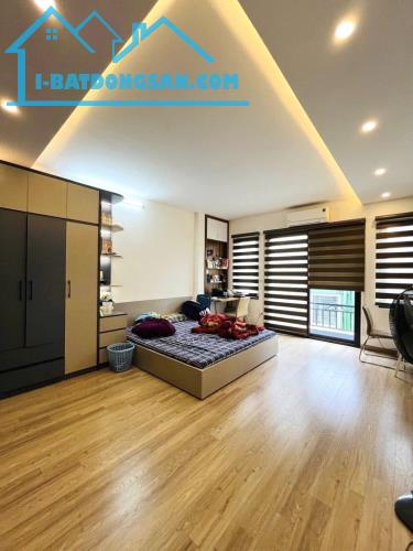 CĂN NHÀ HIẾM PHỐ BẠCH MAI – SỔ ĐỎ VUÔNG – NỘI THẤT CAO CẤP