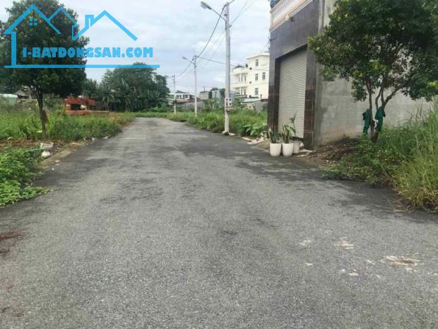 8 LÔ (40X46=1840M2) SHR, NGAY THỊ TRẤN, WIEU SÔNG SÀI GÒN GIÁ 580TR