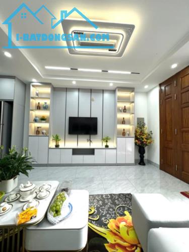 Bán Nhà Lô Góc Giải Phóng – 6 Tầng, Thang Máy, Ô Tô Đỗ Cửa – 7.86 Tỷ - 1
