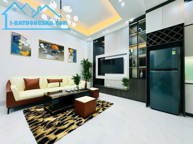 ❤️‍🔥SIÊU HOT NHÀ TÂY HỒ - LÔ GÓC - NGÕ RỘNG KINH DOANH - 29M2 - 8,9 TỶ