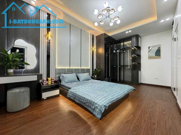 ❤️‍🔥SIÊU HOT NHÀ TÂY HỒ - LÔ GÓC - NGÕ RỘNG KINH DOANH - 29M2 - 8,9 TỶ - 2