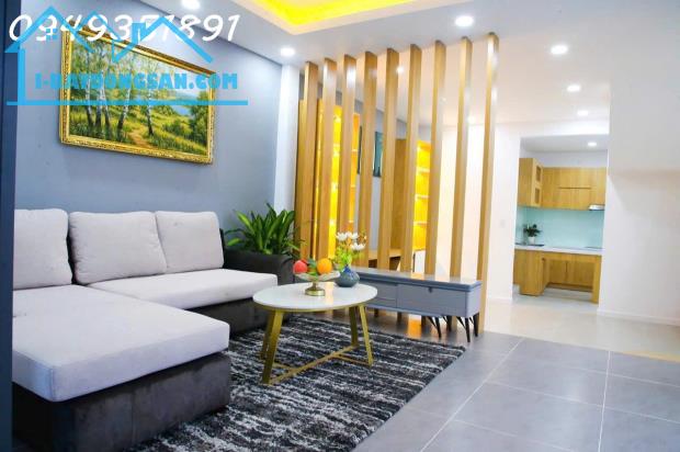 NHÀ VILLA BÌNH THẠNH 100M2 NGANG 8M SHR HOÀN CÔNG ĐỦ GIÁ 8,9Tỷ - 1