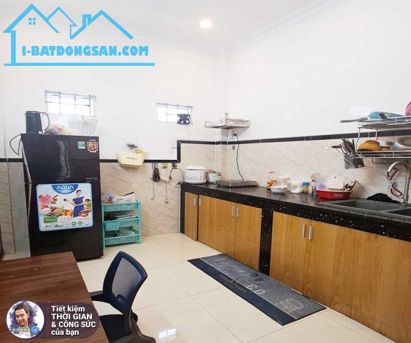 BÁN NHÀ ĐOÀN VĂN BƠ. 38M2. NGANG 3.5M. 3 TẦNG. 4 PHÒNG NGỦ. HẺM GẦN 3M. KHÔNG BỊ QUI HOẠCH - 4