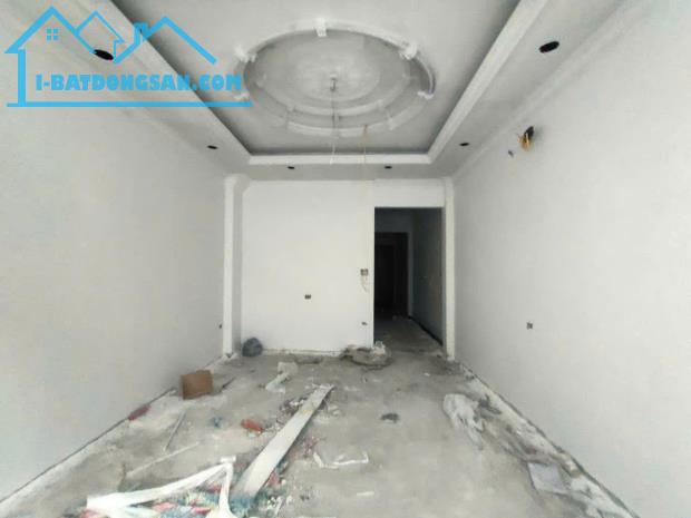 Bán nhà Ngõ Thông ÔTô Thang Máy 54m², 5T 5PN Ngọc Hồi 8.6 tỷ Sổ Đỏ - 4