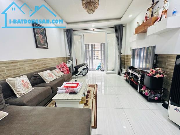 🔥TÂN PHÚ - HẺM XE HƠI- 50M2  - 4 TẦNG - AN NINH - CHỈ HƠN 6 TỶ🌺 - 2