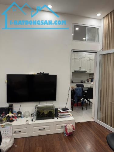BÁN GÁP NHÀ ĐÊ LA THÀNH ĐỐNG ĐA 50m2, 4 TẦNG MẶT TIỀN 7,8m GIÁ  9 TỶ - 2