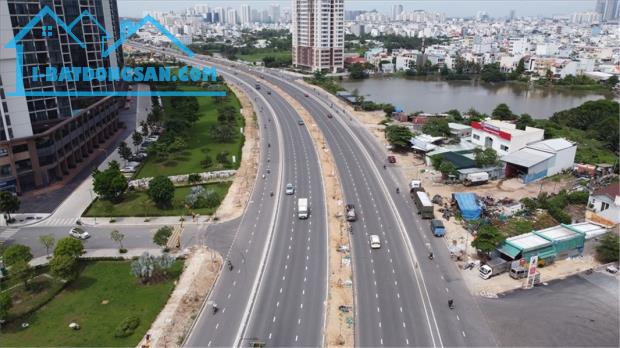 6x30m mặt tiền Nguyễn Văn Linh Q7 - 2 tầng - 1 đời chủ - giá 29,9 tỷ - 4