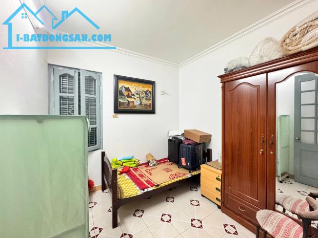 Bán nhà ngõ 34 Dịch Vọng Hậu, Cầu Giấy, 40m2, 5 tầng, mặt ngõ thông, tặng nội thất, 9 tỷ - 4