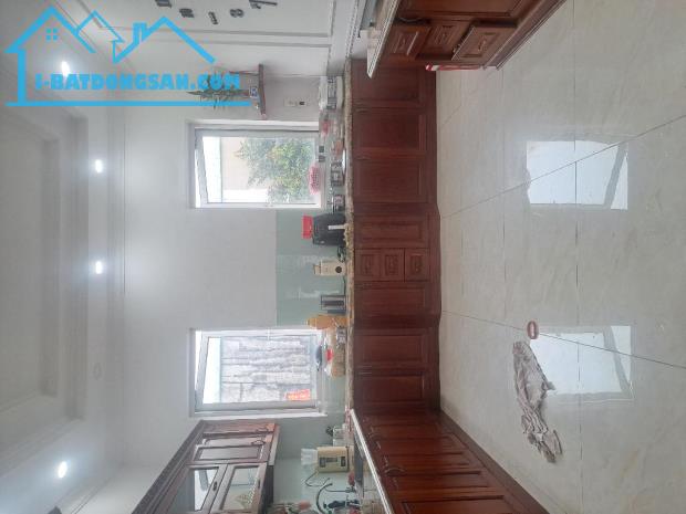 Mặt tiền Thạnh Xuân - Biệt phủ 2 tầng - 630m2 Full thổ cư - Giáp Gò Vấp - 3