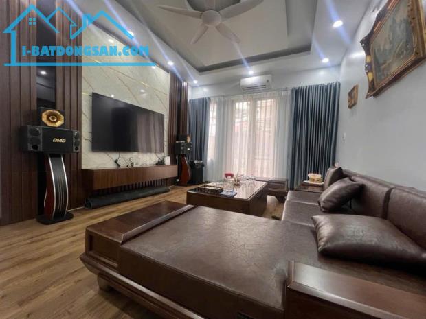 KIM MÃ - NGÕ THÔNG - NHÀ CỰC GẦN PHỐ - 59M2 - 15.6 TỶ - 2