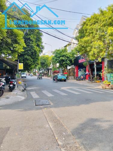 Bán nhà Hẻm xe hơi 8m kinh doanh ngay chợ Tân Hương 6mx12m chỉ 7,99 tỷ TL