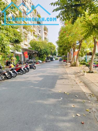 Bán nhà Hẻm xe hơi 8m kinh doanh ngay chợ Tân Hương 6mx12m chỉ 7,99 tỷ TL - 1