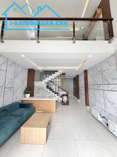 Bán Nhà Phường Thạnh Xuân- Quận 12.LH: 0967398562.