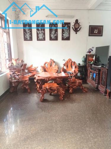 Bán nhà phố Thượng Thụy Tây Hồ 60m 2 tầng, mặt tiền 7.7m,13.8 tỷ.Ô tô tránh - 2