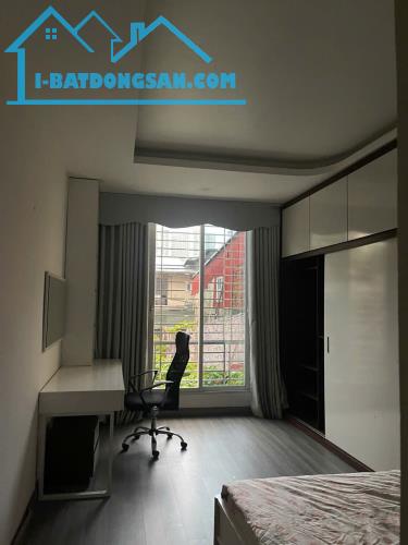 Cho thuê nhà Phố Minh Khai, 45m2, 5 tầng, 6 ngủ, 16 triệu