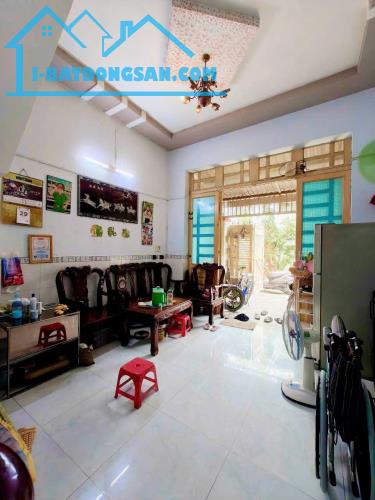 1.9 tỷ 60m², Phạm Thị Giây, Hóc Môn