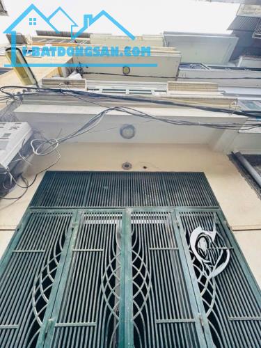 Nhà dân xây chắc chắn ở sướng. Ngõ thông gần Oto - 2