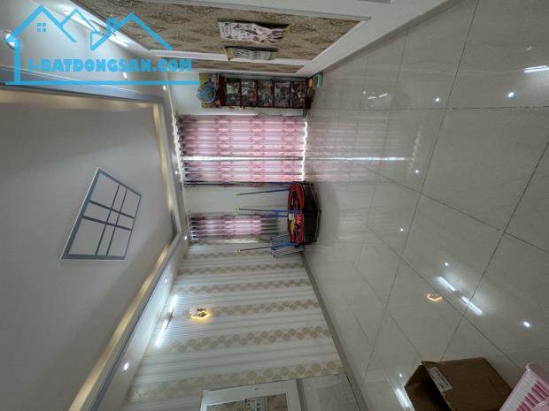 MẶT TIỀN ĐƯỜNG 8M, 75m2, NHÀ ĐẸP 4 TẦNG, HƯƠNG LỘ 2 GIÁ 7.3 TỶ - 4