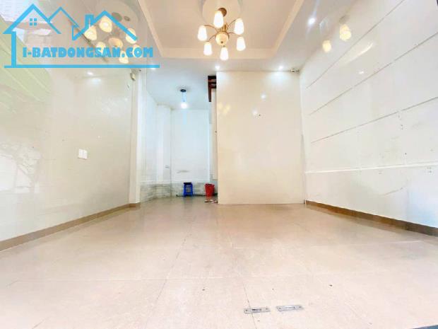 Nhà đẹp 32 quận 10 - hẻm xe hơi 6m - 4 tầng, chỉ 7.5 tỷ - 2