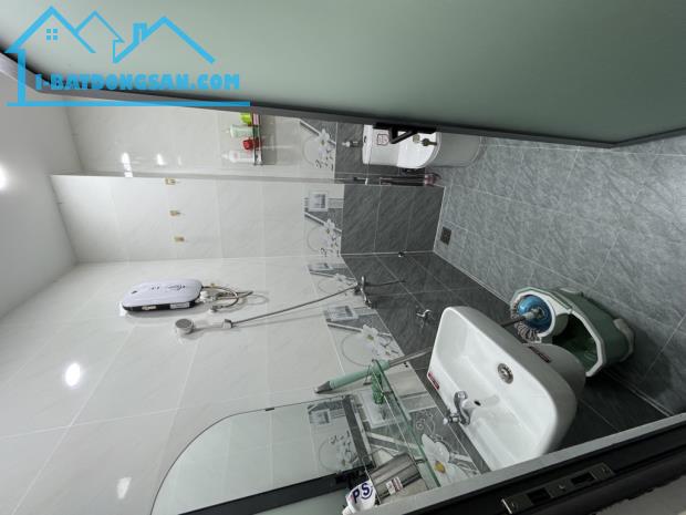 Nhà bán Hậu Giang. phường 11 .quận 6 . Chợ Lớn . DT 3,5x16 x4 tầng nhà mới vào ở ngay - 1
