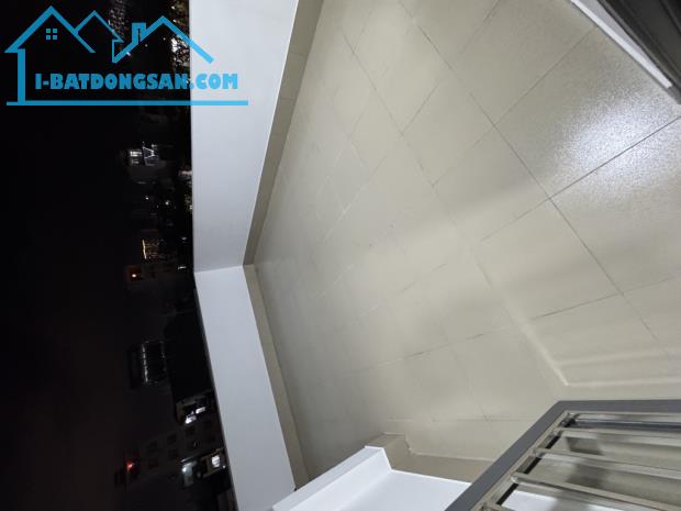 Nhà bán Hậu Giang. phường 11 .quận 6 . Chợ Lớn . DT 3,5x16 x4 tầng nhà mới vào ở ngay