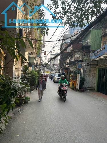 Cần bán nhà Láng Hạ, ô tô tránh, ngõ thông kinh doanh