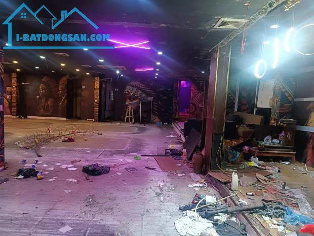 Cho thuê Mặt Bằng KD Bia, Gym, Studio Phố Tô Hiệu 250m2, 2 tầng, vào được ngay - 1