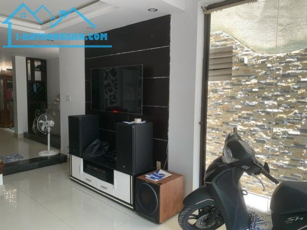 NHÀ 4 TẦNG 5 NGỦ TT HẢI CHÂU ĐẤT 94M2 NGANG 6M – GIÁ RẺ NHẤT KHU VỰC 6.5 TỶ - 4