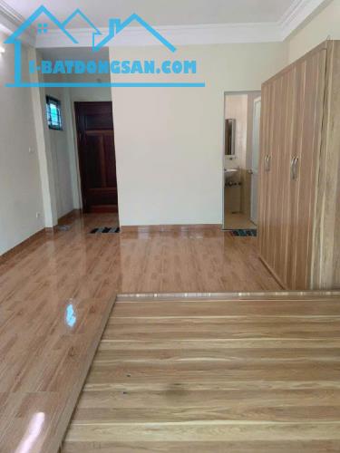 RẺ NHÁT TRƯƠNG ĐỊNH, 20M RA PHỐ, SÂN CỔNG RIÊNG, 80M2 GIÁ CHỈ 12 TỶ - 2