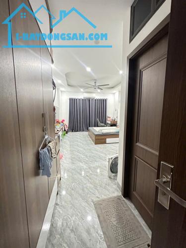 KIẾN TRÚC ẤN TƯỢNG, NHÀ 7 TẦNG THANG MÁY - 1