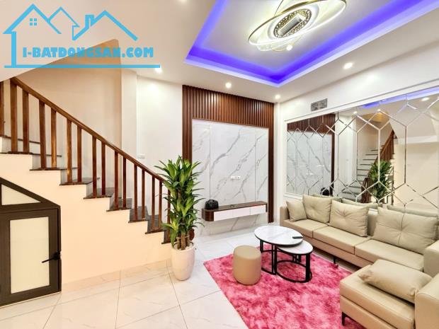 B.Á.N NHÀ HAI BÀ TRƯNG 30M2/6 TỶ - 1