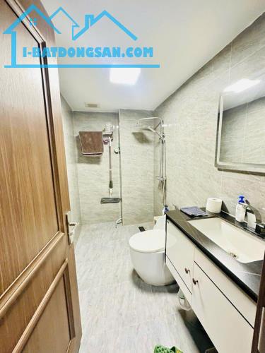 Siêu đẹp! bán nhà phố Hoàng Cầu Đống Đa DT50m2-7T-MT4.1m Thang máy, ô tô vào nhà, full nội - 1